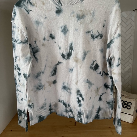 Lululemon tie dye crewneck sweater - Picture 2 of 6